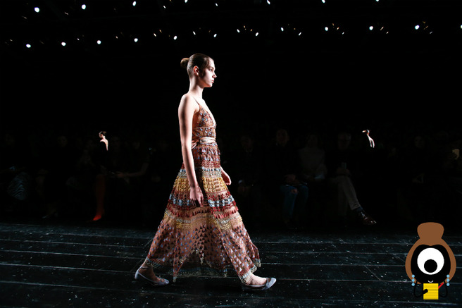 Valentino: Dance Of Delicacy
