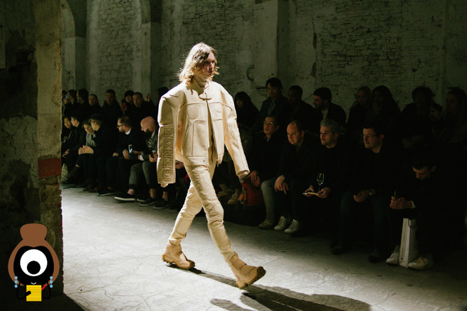 #CNILux: Juun.J  Futuristic And Gender-Fluid Menswear