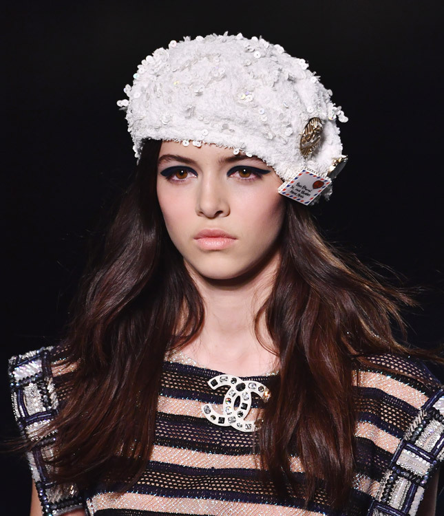  -    Chanel cruise 2019